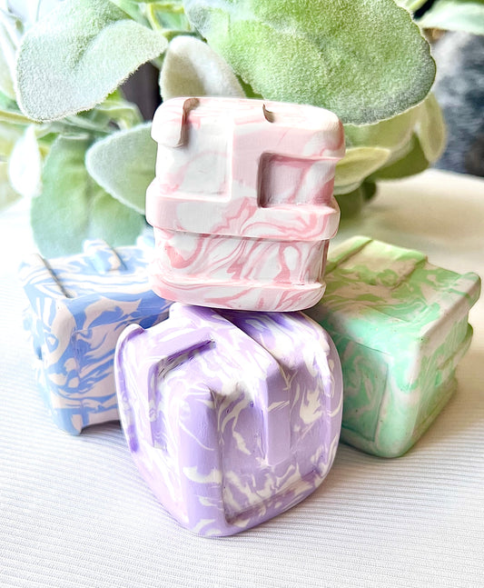 Finger Labyrinth Meditation Cube – Palm-Sized Prayer Block for Anxiety Relief | Chartres Labyrinth Inspired | Polymer Clay Spiritual Gift